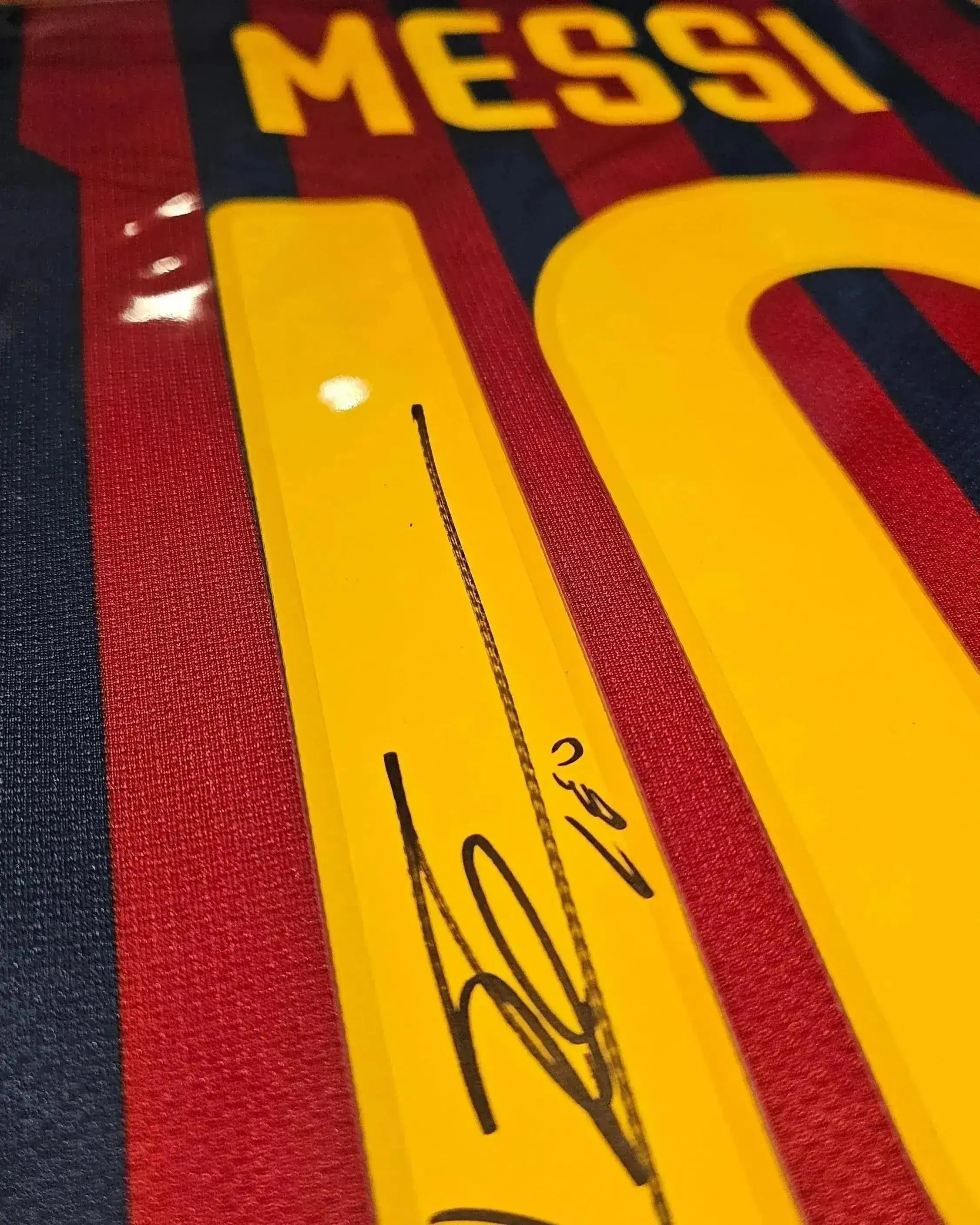 Gesigneerd Lionel Messi Barcelona 2011-12 Shirt – Fanshop Authentiek – ICONS
