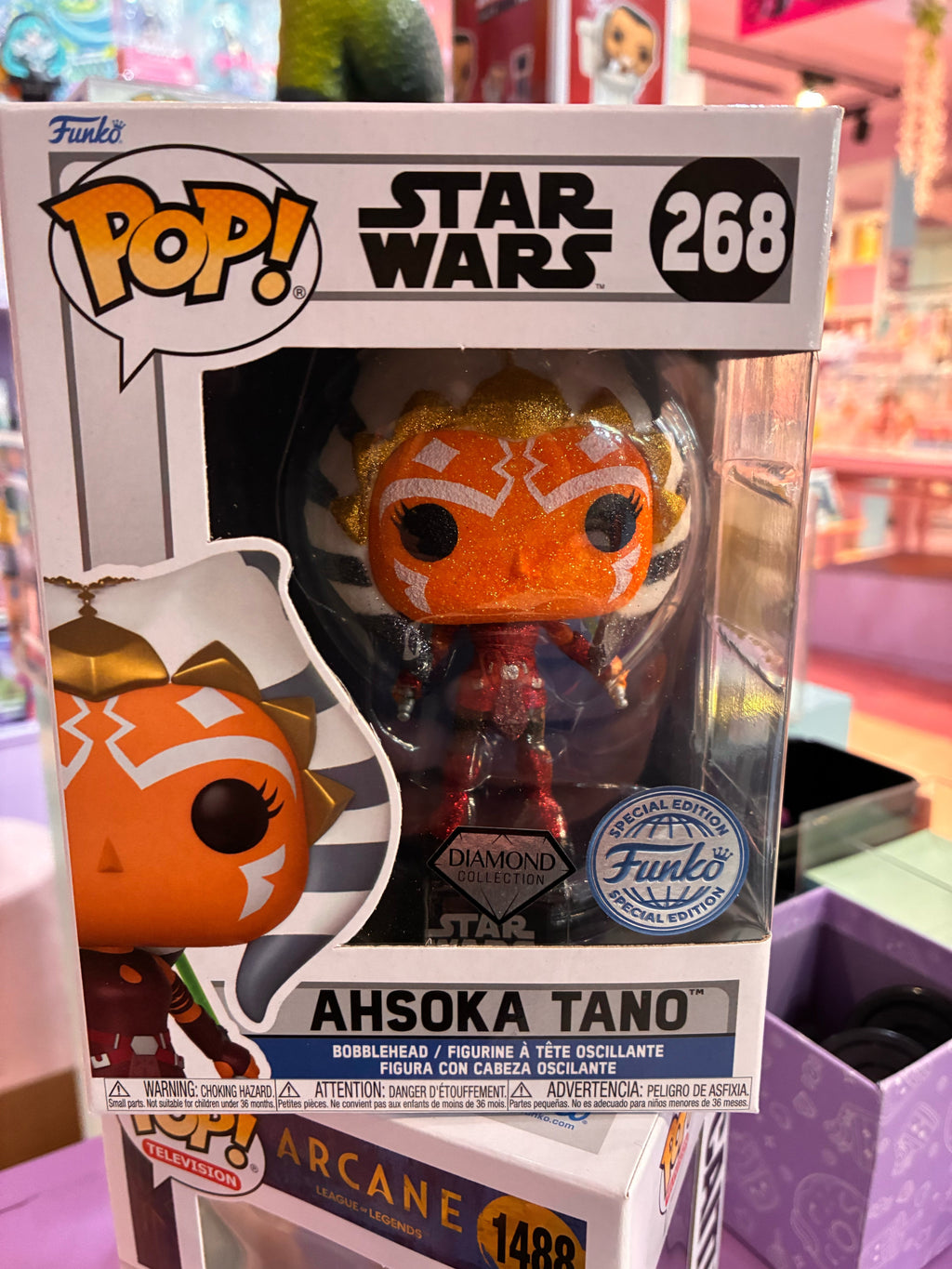 Funko Pop! Star Wars 268 - Ahsoka Tano (Diamond Glitter, Special Edition) 