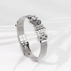 Mesh charm infinity stones silver