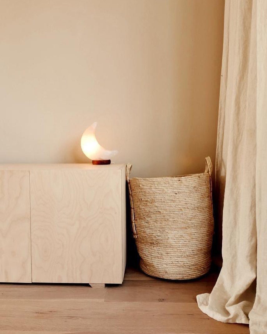 Witte grote zoutsteen maanlamp